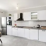 Apartment Alaga A *