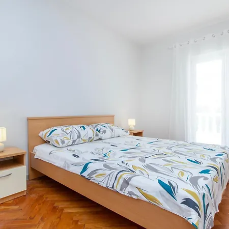 Alaga A Tribunj (Sibenik-Knin)